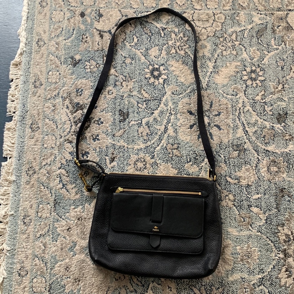 Fossil pocketbook